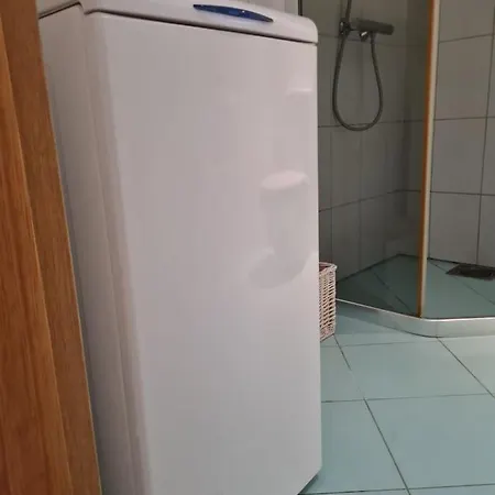 아파트 Cozy One Bedroom In Center
